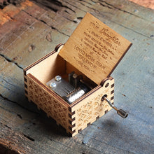 Load image into Gallery viewer, 2020 New Wooden Hand Crank Queen Music Box Game Of Thrones Dragon Ball TO MY Goigeous Wife Theme Music Box Christmas Gift
